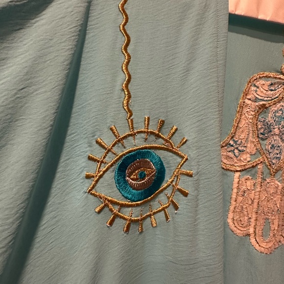 Elegant Light Blue Abaya with Hamsa Hand & Eye Embroidery - One Size - Picture 3 of 4